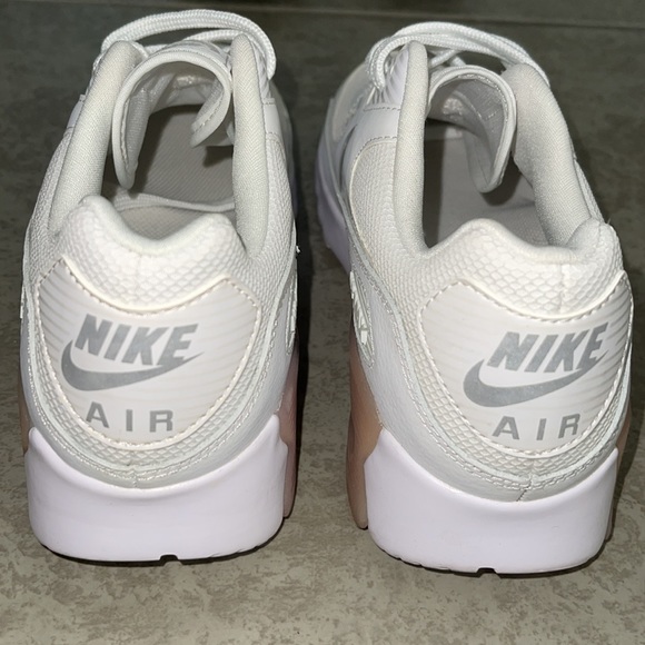 Air Max 90 - Picture 6 of 7